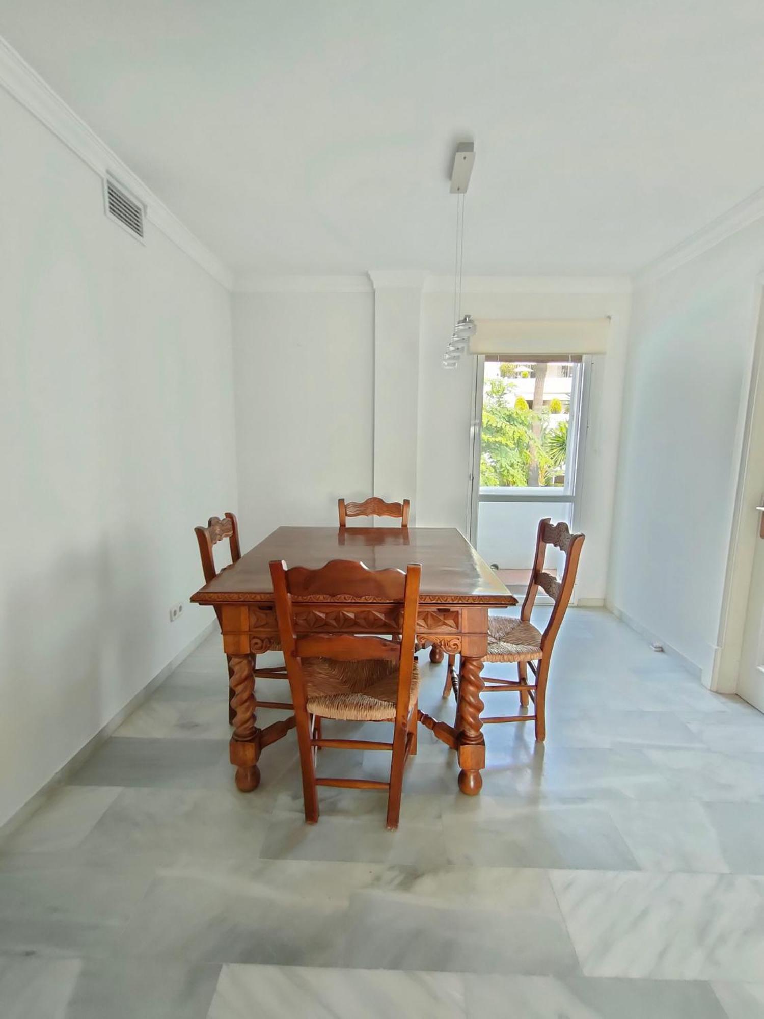 Apartamento Atico En Nueva Andalucia - Puerto Banus